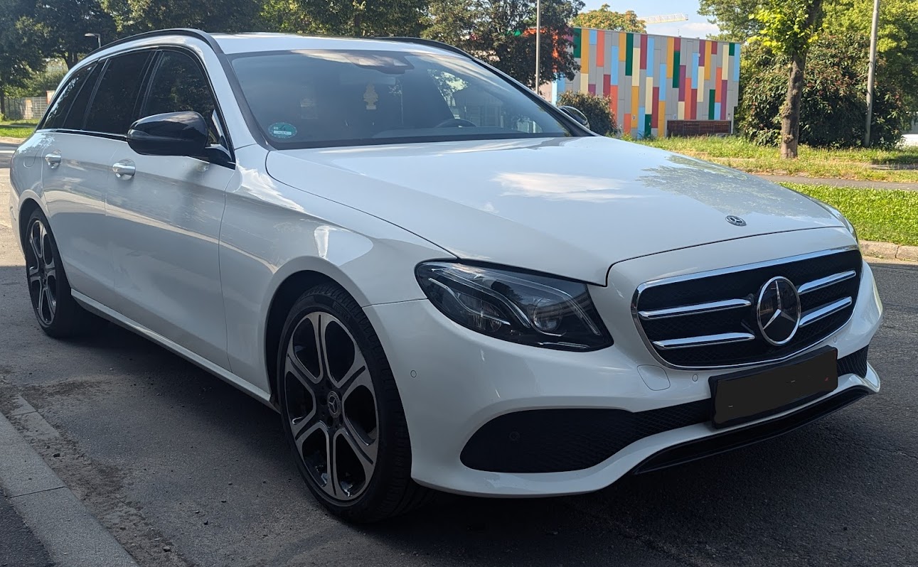 Foto 1 en revisión de David White